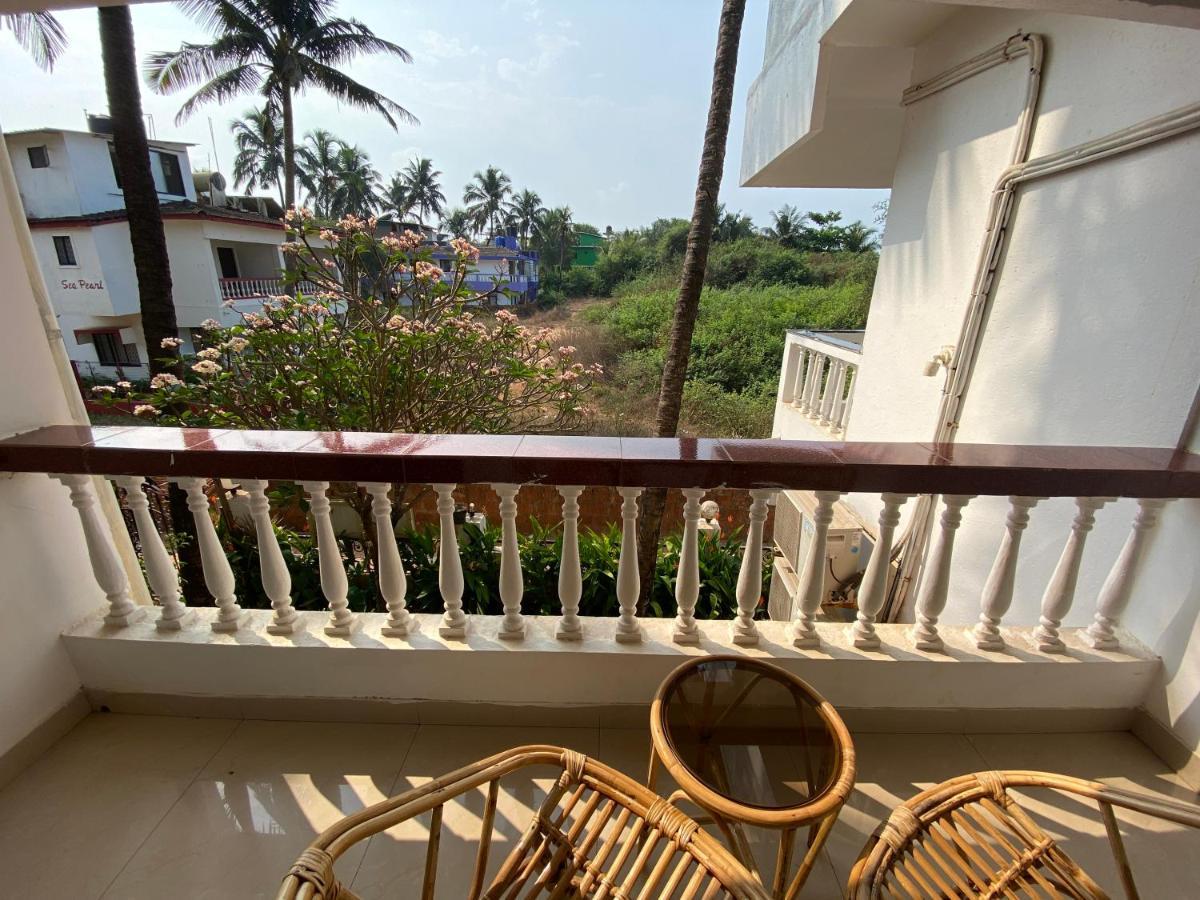 Shanu'S Seaside Inn - A Family-Run Guesthouse Just 100 Metres From Candolim Beach Buitenkant foto
